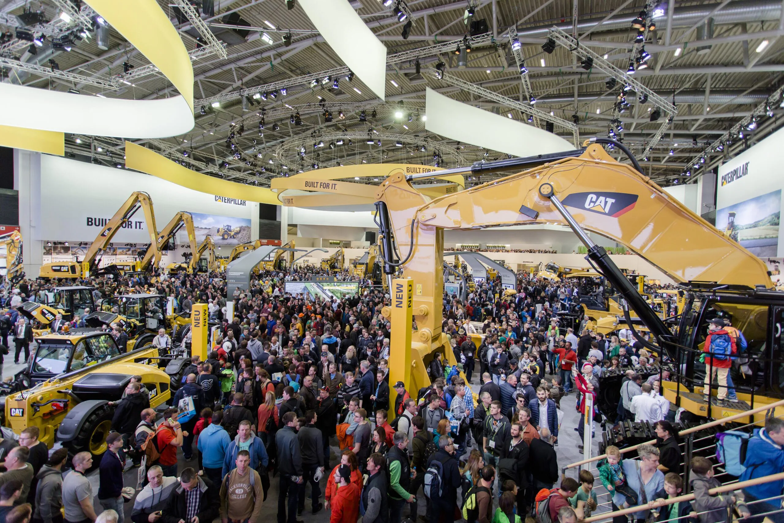 Umsatzrekord für Zeppelin auf der Bauma 2016