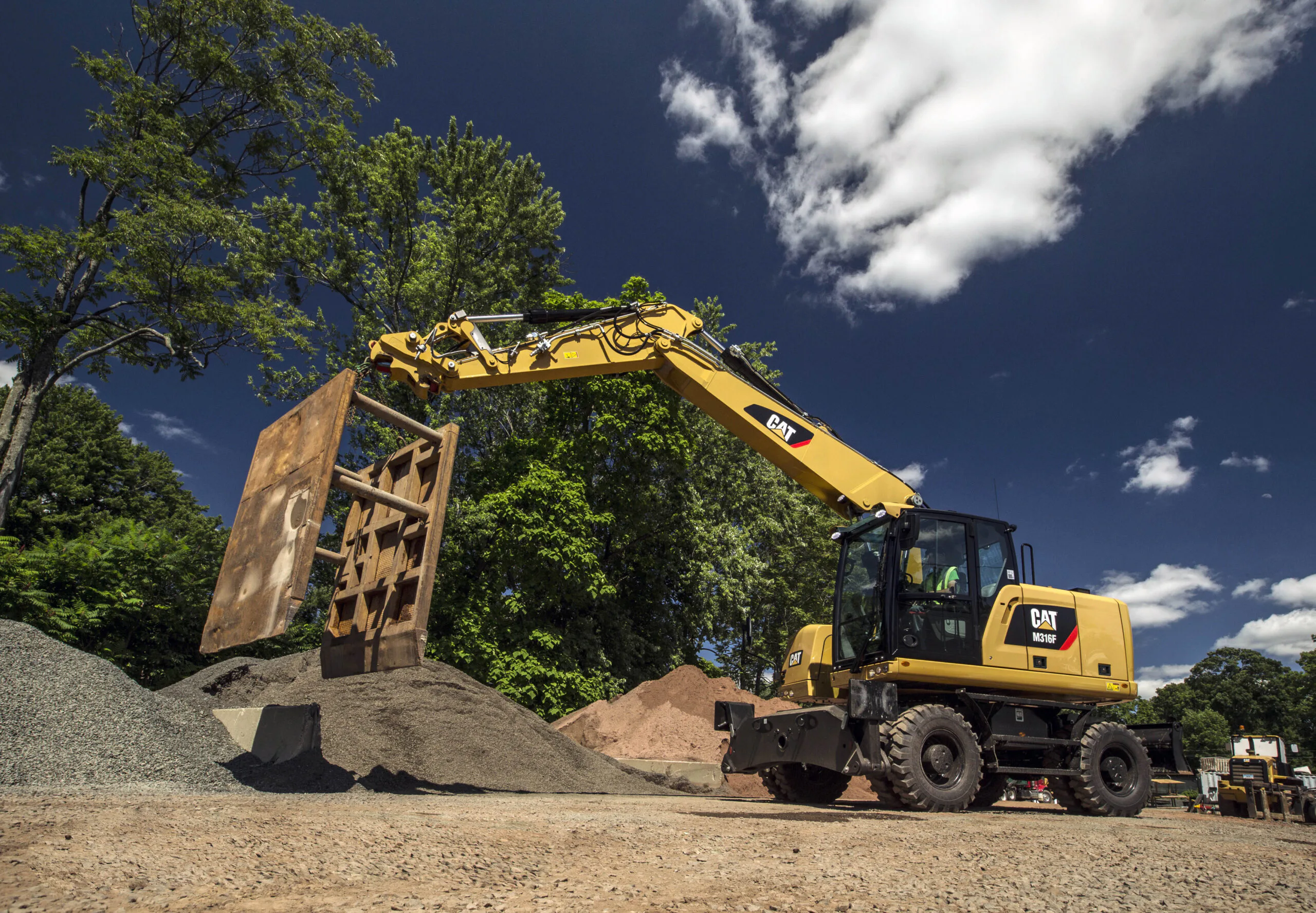 Neue Caterpillar-Mobilbagger verfügbar
