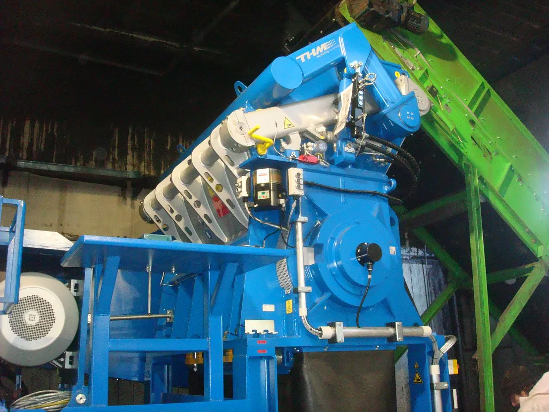 Der Granulator vom Typ ZM 1620 im Werk von O.R.P. Srl