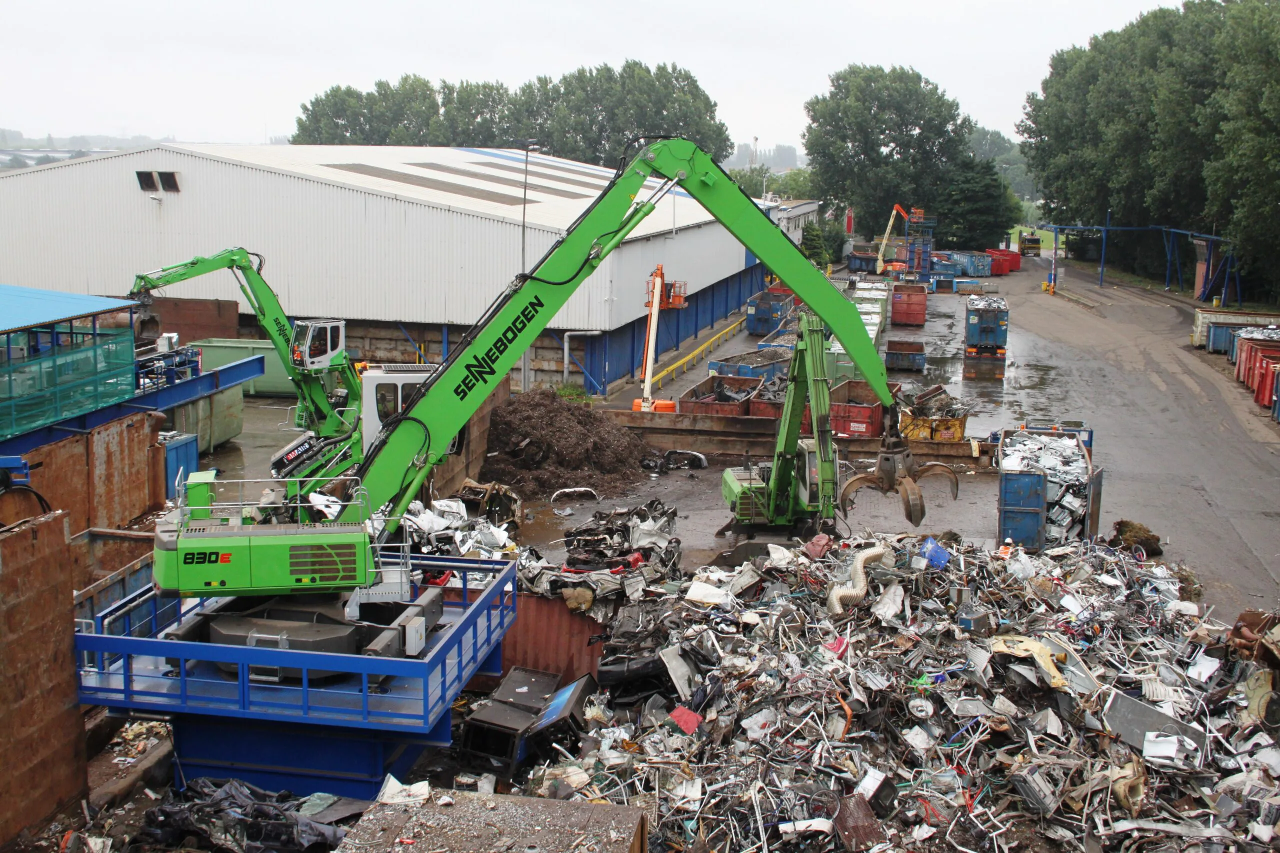 Sparsamer Elektrobagger für das Schrottrecycling