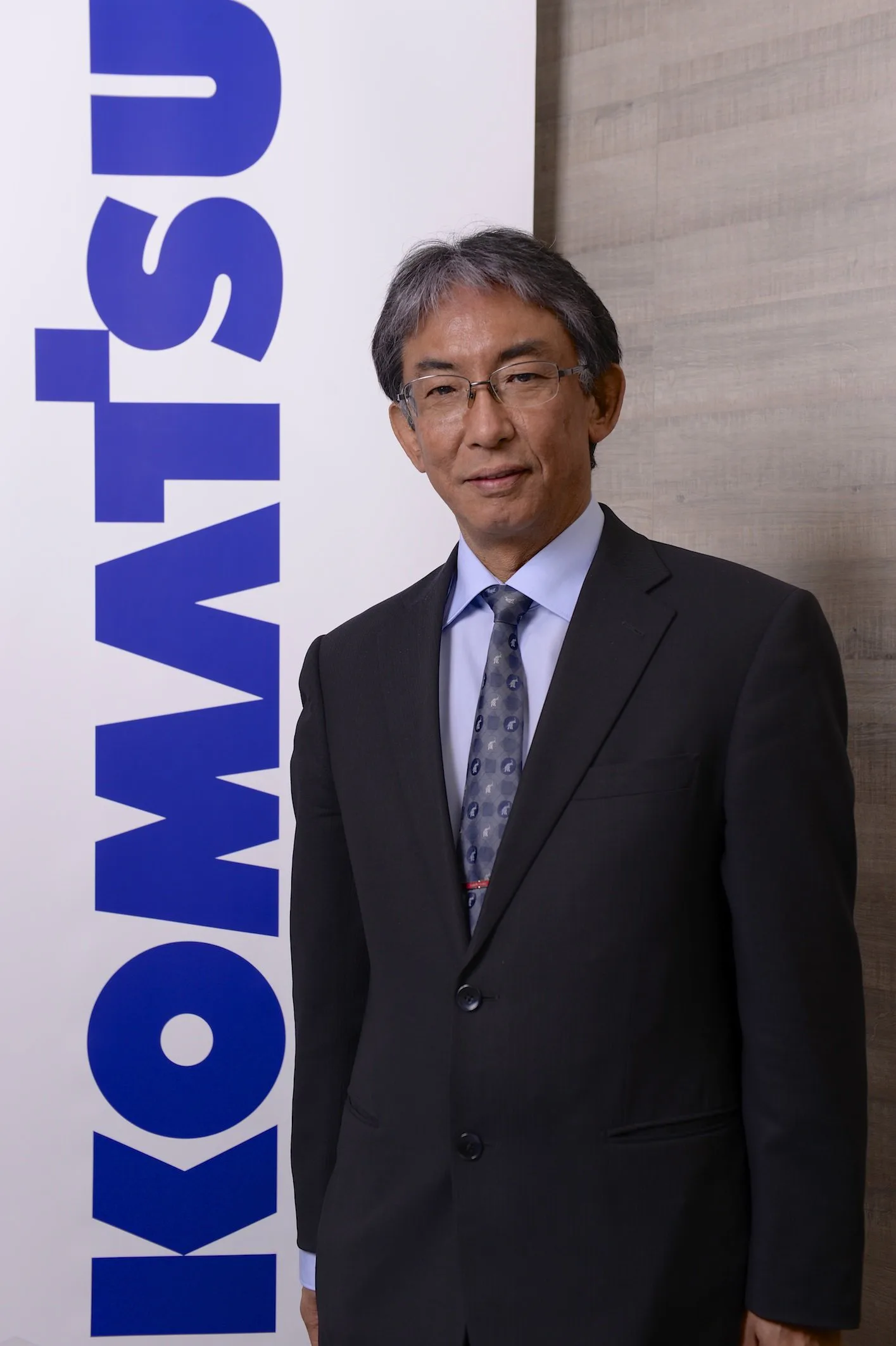 Taichiro Kitatani, Vorsitzender der Geschäftsführung Komatsu Germany GmbH und
Vice Chairman für Komatsu Europe International N.V.