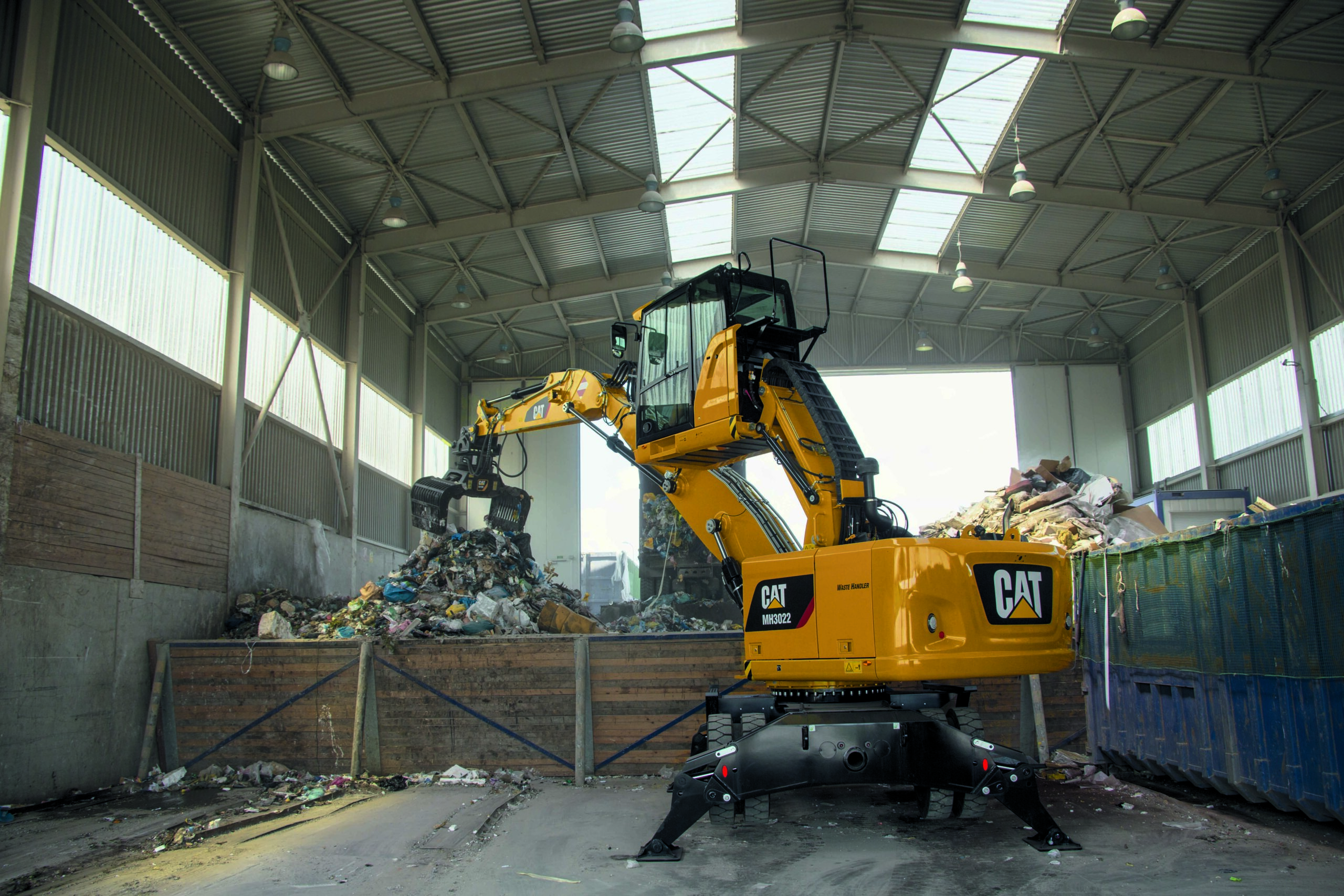 Speziell für den Halleneinsatz: Cat MH3022 (Foto: Speziell für den Halleneinsatz: Cat MH3022)