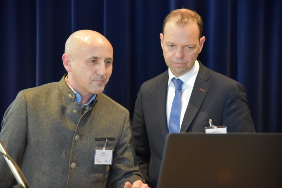 Jürgen Weber (links), Vorsitzender bvse-Fachverband Mineralik – Recycling und Verwertung (Foto: bvse)