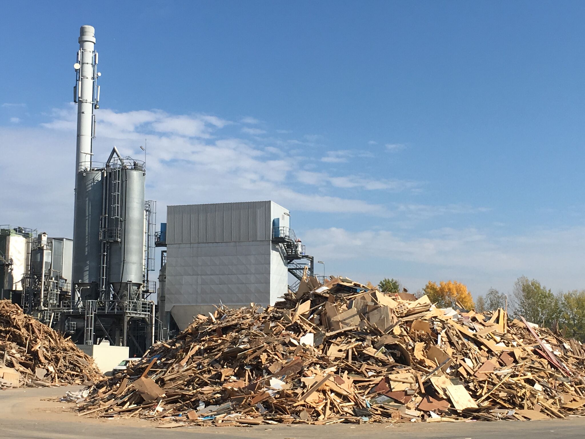 CO2-neutrale Energie aus Altholz ist ein wichtiger Bestandteil der Energiewende. Bild: BAV