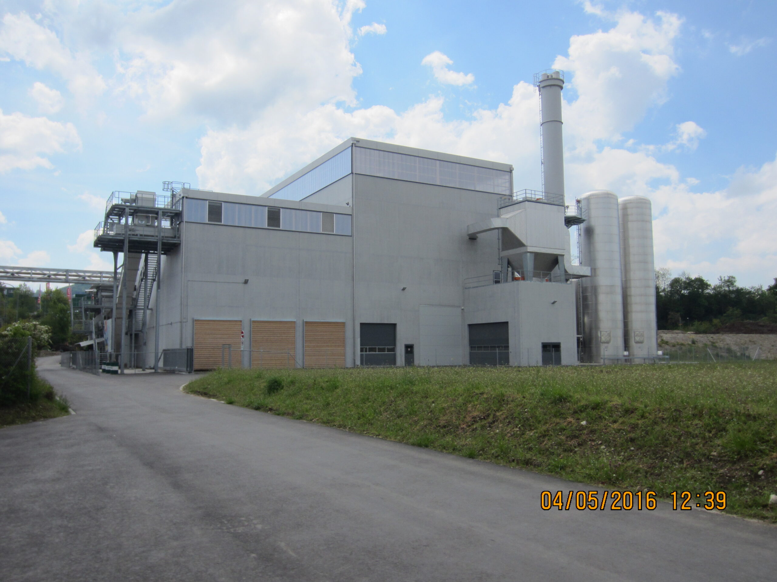 Das Biomasse-Heizkraftwerk in Pratteln: nachhaltig, erneuerbar und emissionsfrei. Bild: Vecoplan AG