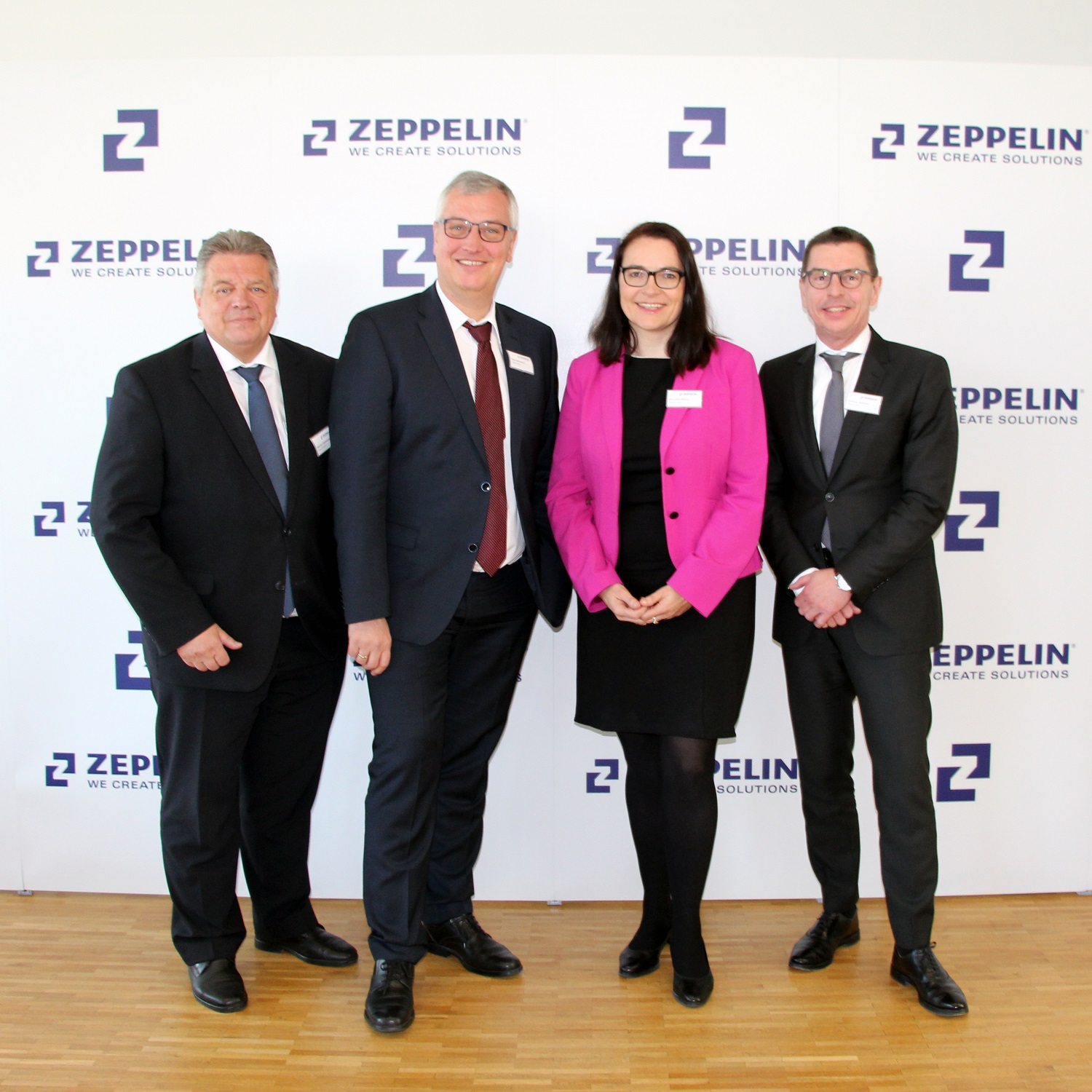 Die Geschäftsführung des Zeppelin Konzerns: Michael Heidemann, Peter Gerstmann, Alexandra Mebus, Christian Dummler. (Foto: Zeppelin GmbH)