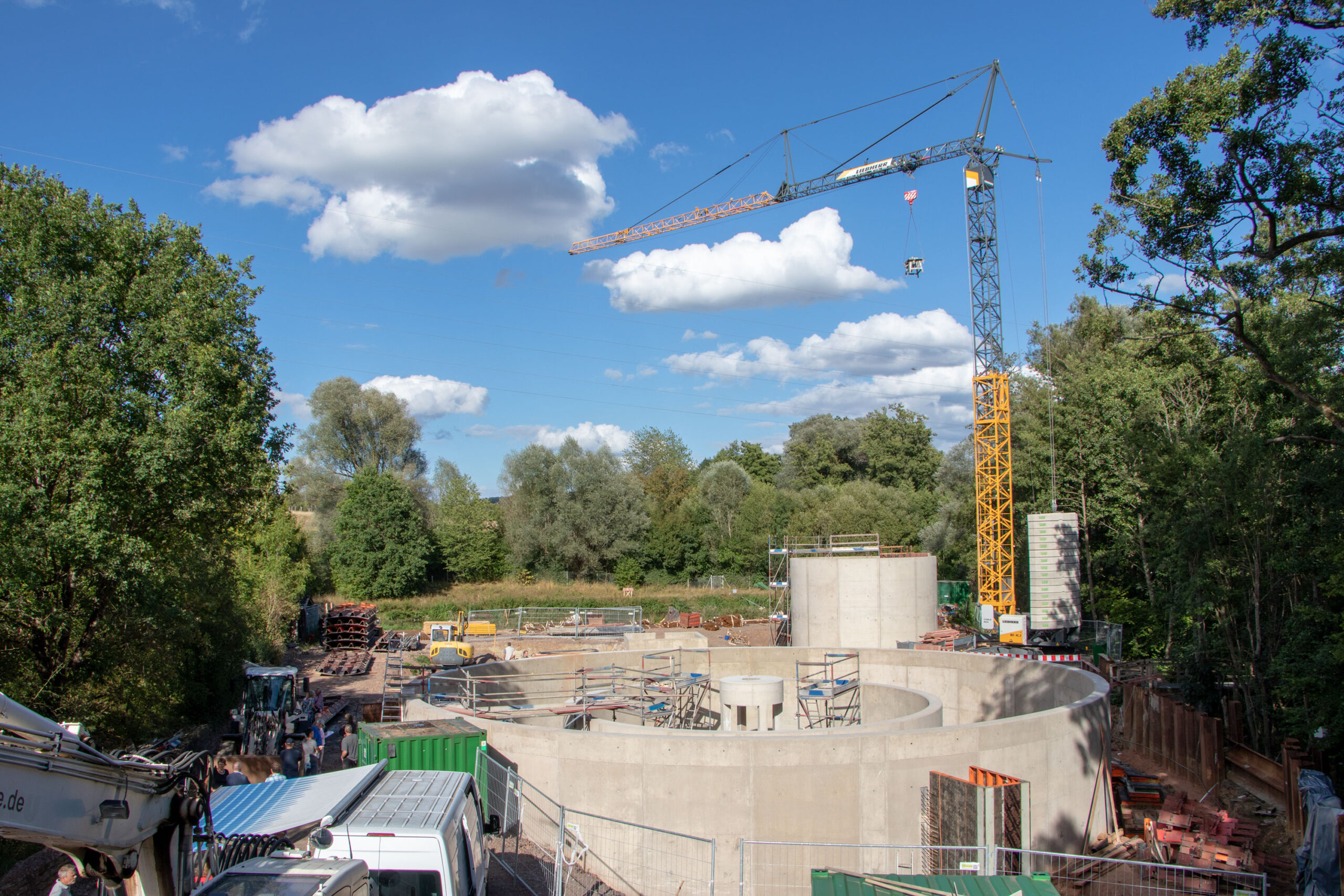 Während der Projektvorstellung: Der EVS investiert in die Abwasserreinigung. (Quelle: EVS)