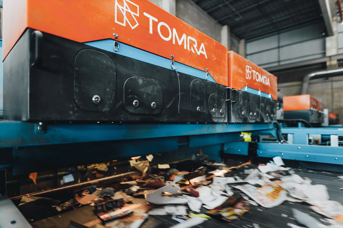Altpapiersortierung mit Tomras neuester Generation Autosort