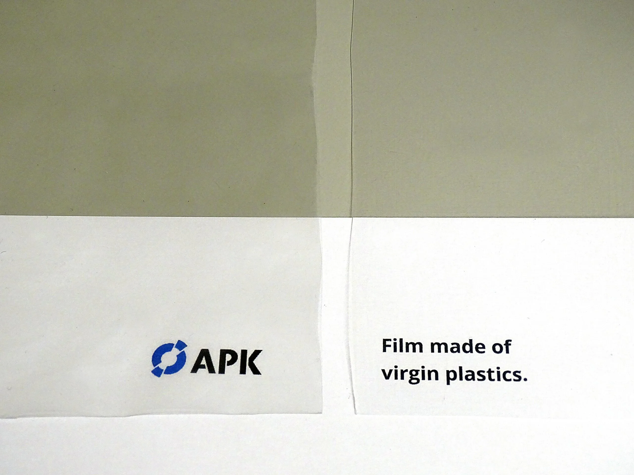 APK: Vollentfärbte Kunststoff-Rezyklate