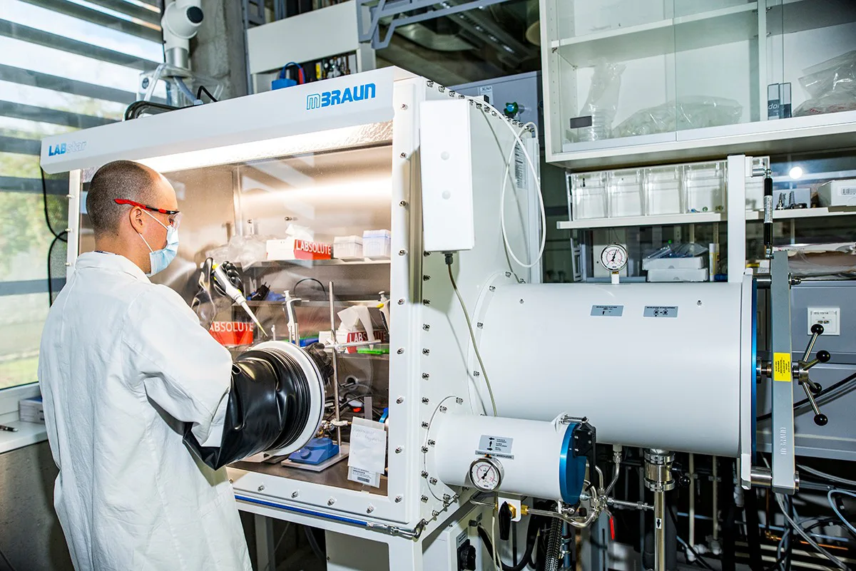 Aus klimaschädlichem CO2 werden nützliche Chemikalien