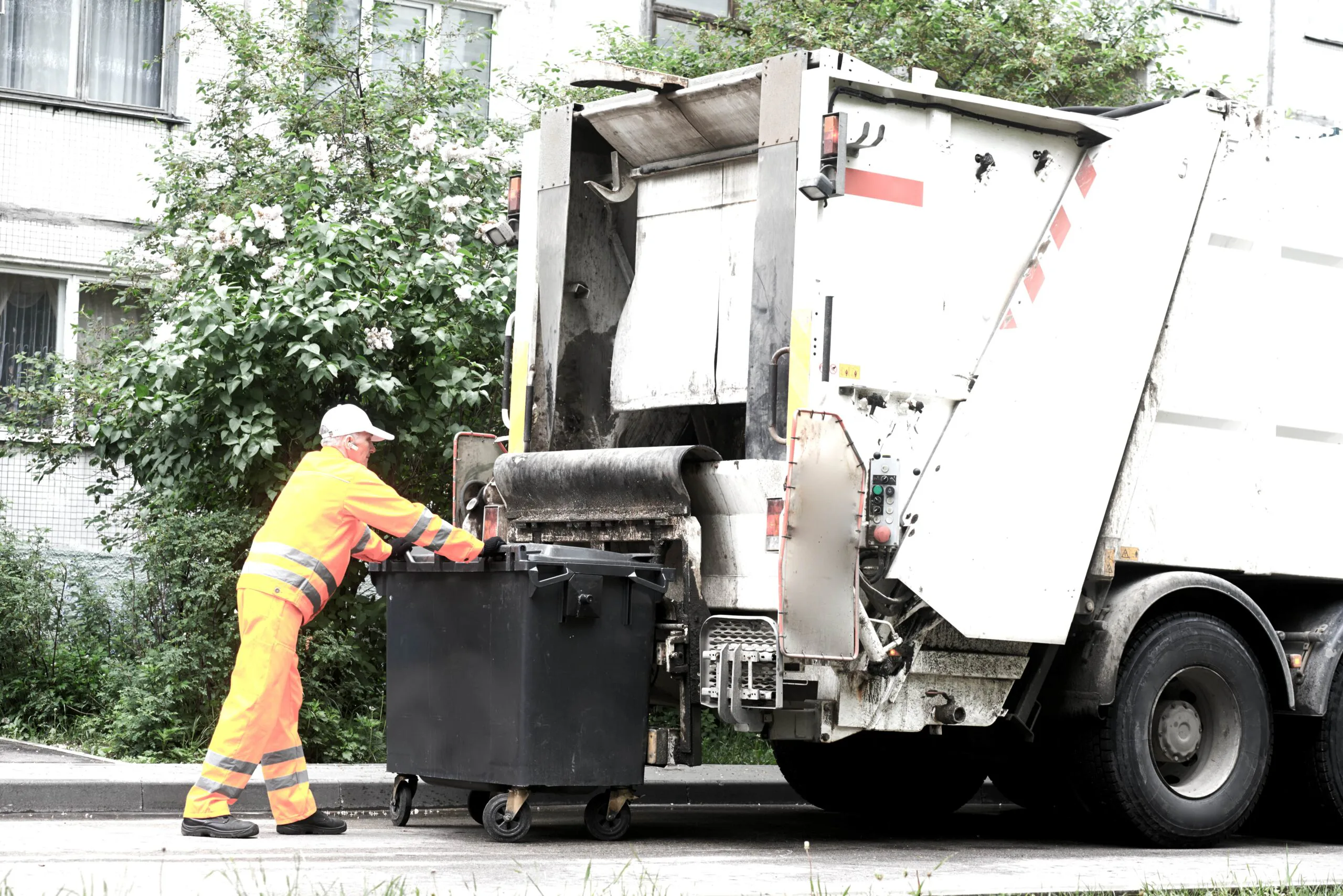 IFAT: Mit Algorithmen Zeit und Kosten bei der Tourenplanung sparen