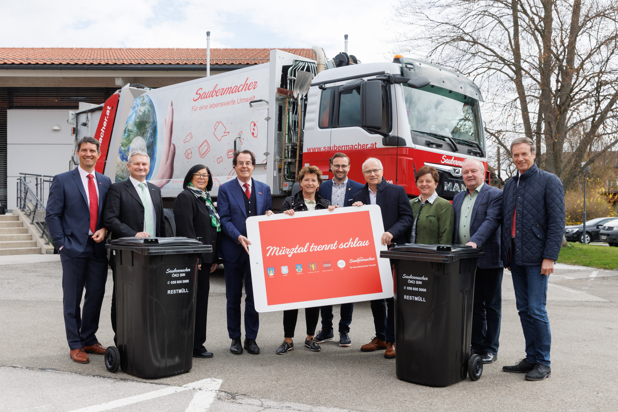 R. Mittermayr/Saubermacher, C. Sander/Kindberg, M. Fischer/Spital a. S., H. Roth/Saubermacher, U. Lackner/Land Steiermark, J. Jance/St. Barbara, H. Seitinger/Land Steiermark, R. Schrittwieser/Krieglach, R. Hofbauer/Langenwang, F. Kratzer/Kapfenberg und Obmann-Stellvertreter Mürzverband (v.l.n.r.), Bild: Saubermacher