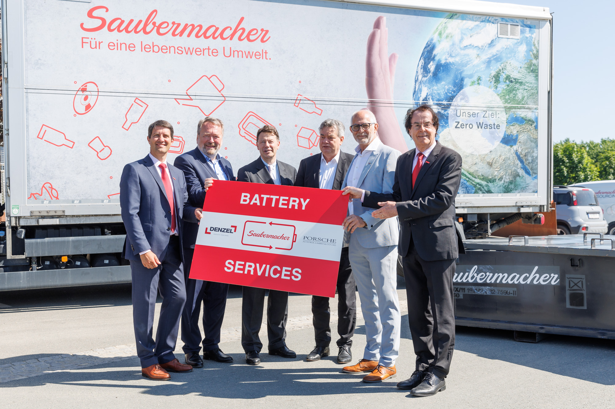 R. Mittermayr/Saubermacher, W. Wurm/Porsche Austria, G. Strassl/Denzel, W. Kogler/Vizekanzler Österreich, K. Edelsbrunner/Wirtschaftskammer Österreich, H. Roth/Saubermacher (v.l.n.r.), Bild: Saubermacher