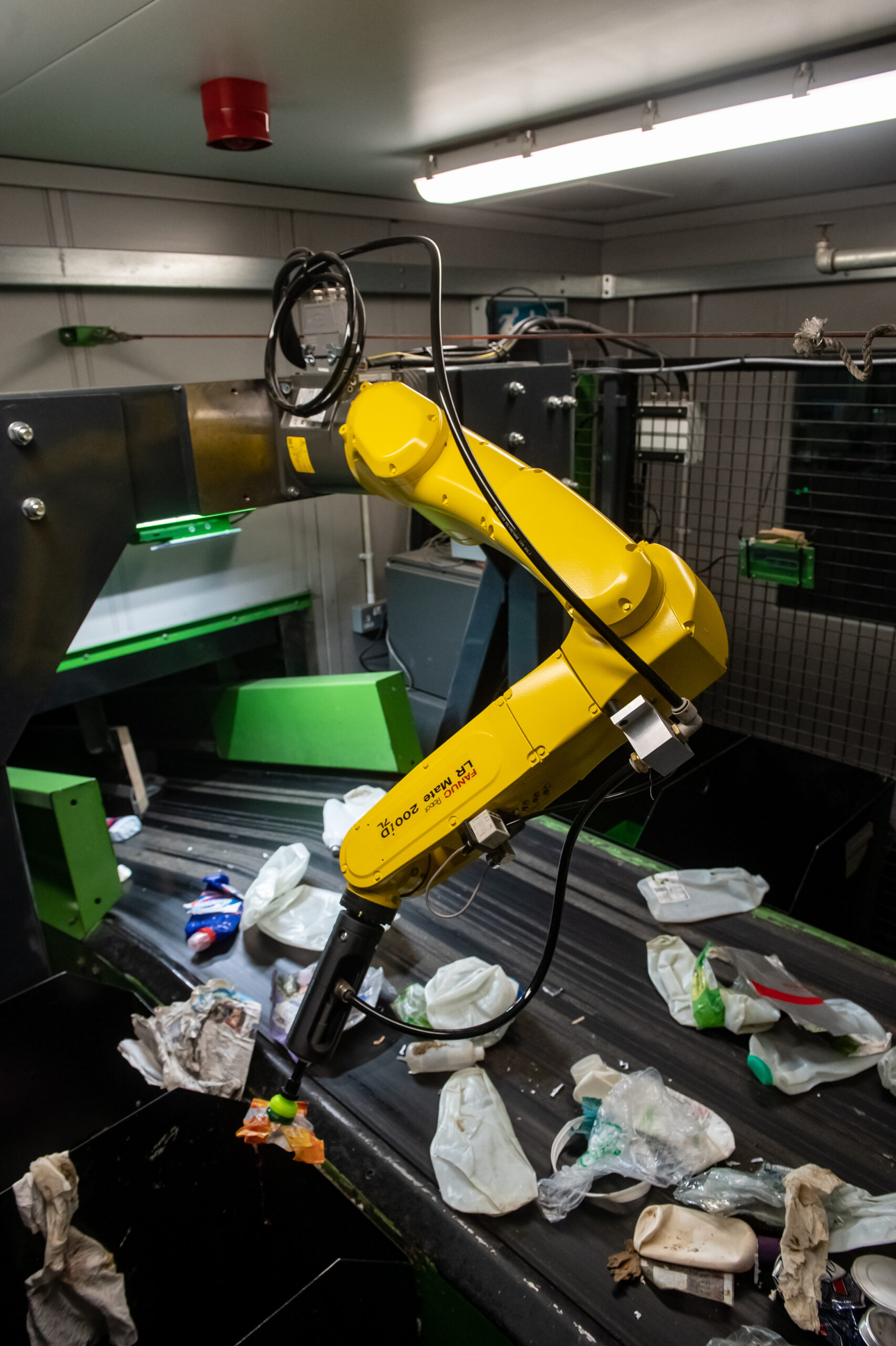 FCC                                The first AI-powered robotic waste picking system of its kind
at the re3 site in Reading, september 16 2021 Bild: Recycleye