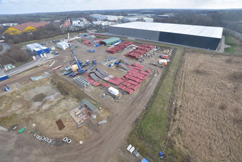Entladung der Turbine auf der Baustelleneinrichtungsfläche von EEW Stapelfeld. Copyright: EEW