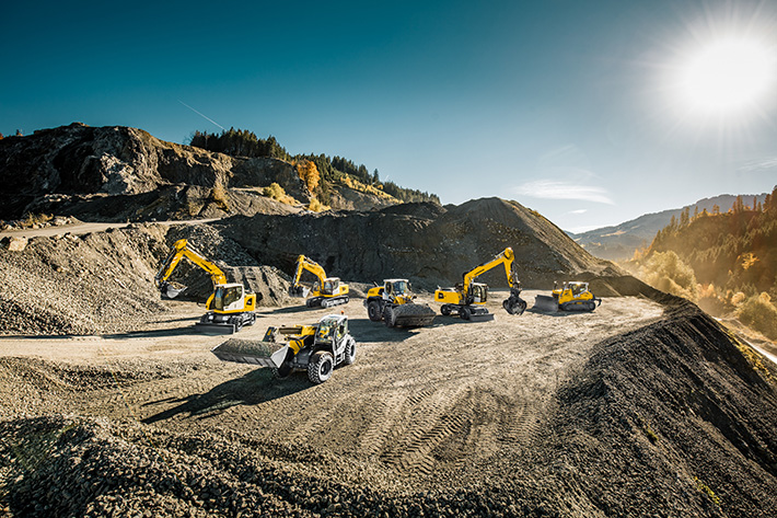 Je nach Kundenbedarf hält das Remanufacturing-Programm für Liebherr Erdbewegungs- und Materialumschlagmaschinen drei unterschiedliche Aufarbeitungsstufen bereit. Copyright: Liebherr