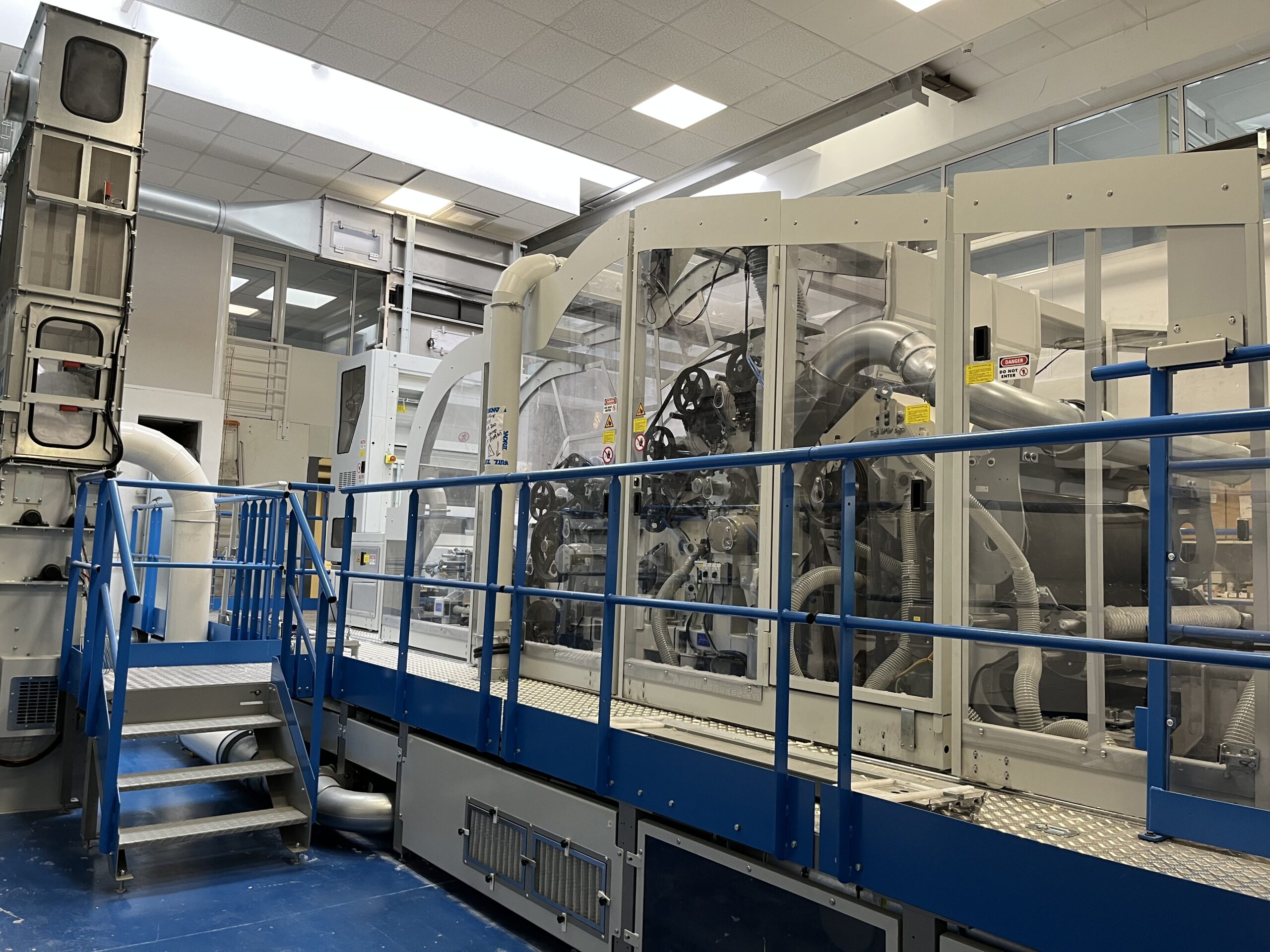 Neue Andritz-Krempel für Natur- und Recycling-Fasern im Technikum von Andritz Perfojet in Montbonnot, Frankreich. Copyright: Andritz