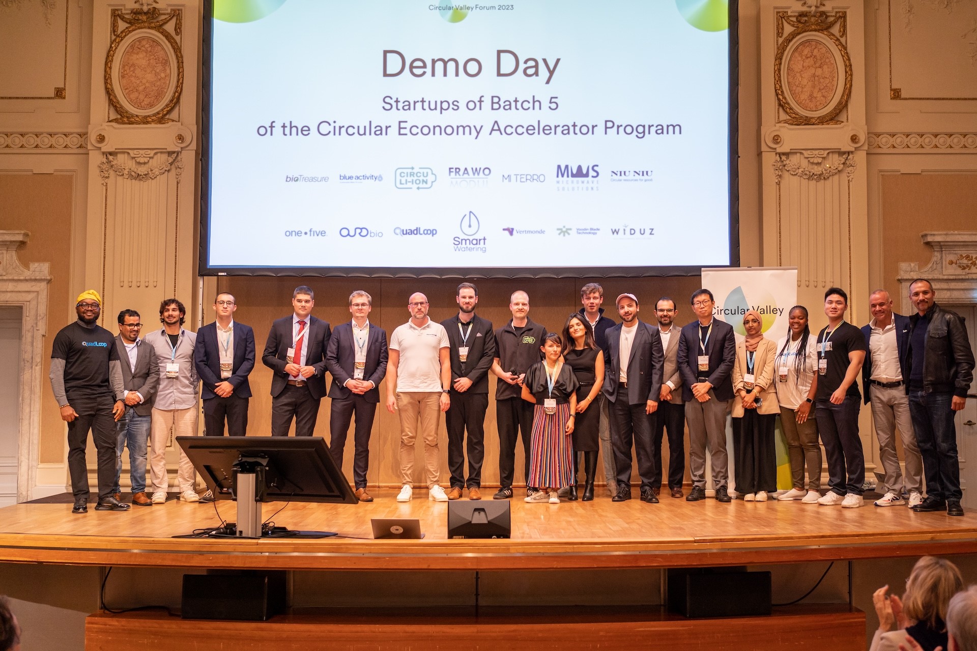 Die Start-ups der 5. Kohorte beim DemoDay. Copyright: Jan Turek / Circular Valley