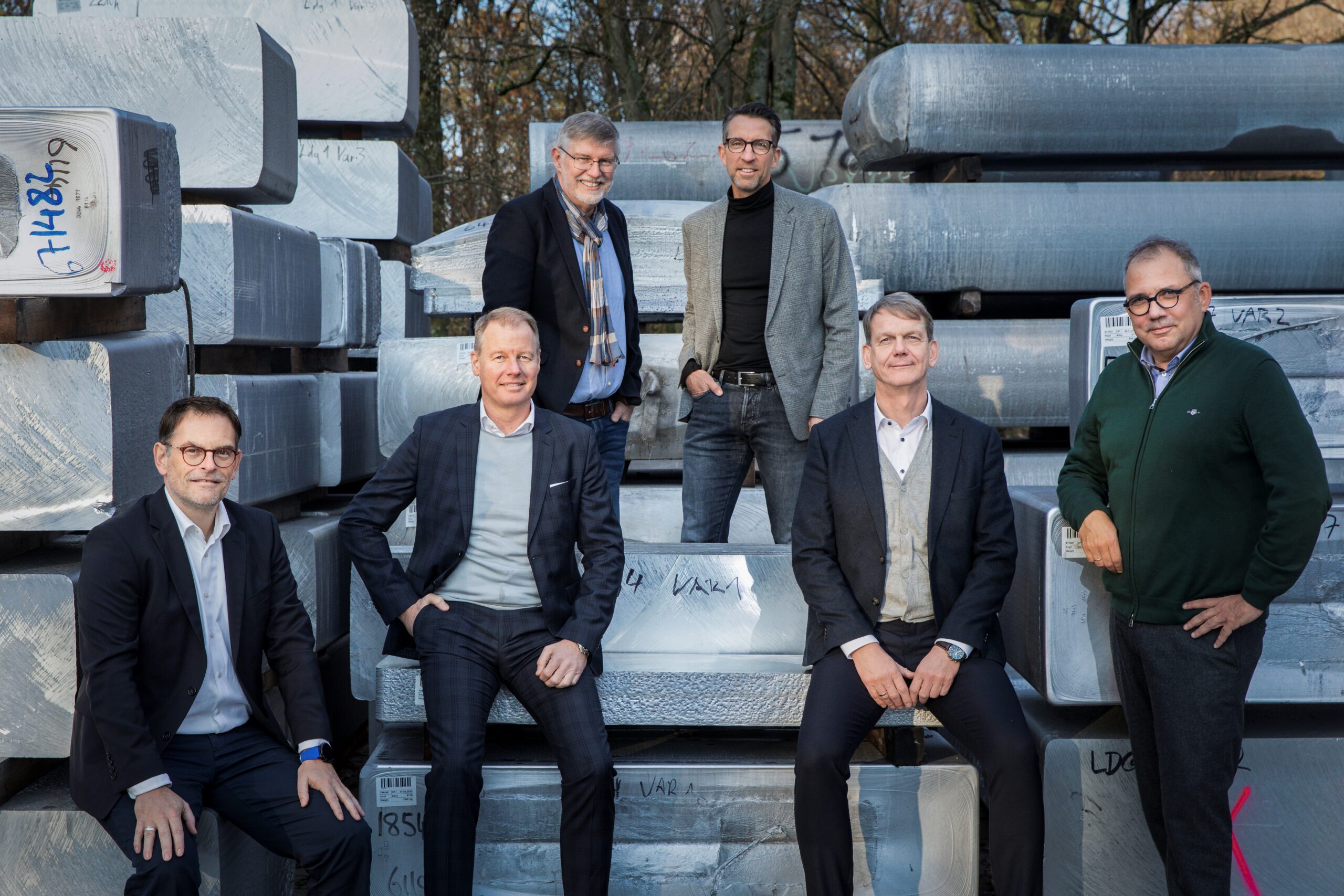 Der neu gewählte WFZruhr-Vorstand mit Carsten Sußmann, Silvio Löderbusch (REMONDIS Production GmbH), Peter Kasimir (Curef GmbH Metall- und Kunststoffhandel), Marcell Wiese, Stefan Jonic und Christian Kley (USB Bochum GmbH); (v.l.n.r.). Copyright: Yavuz Arslan | eyedoit.de