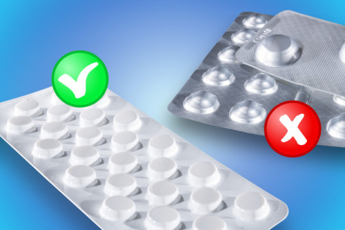 Es gibt bereits ressourcenschonende Blisterstreifen für Tabletten (vorne im Bild), sie sind aber deutlich in der Unterzahl. Quelle: Universitätsklinikum Heidelberg