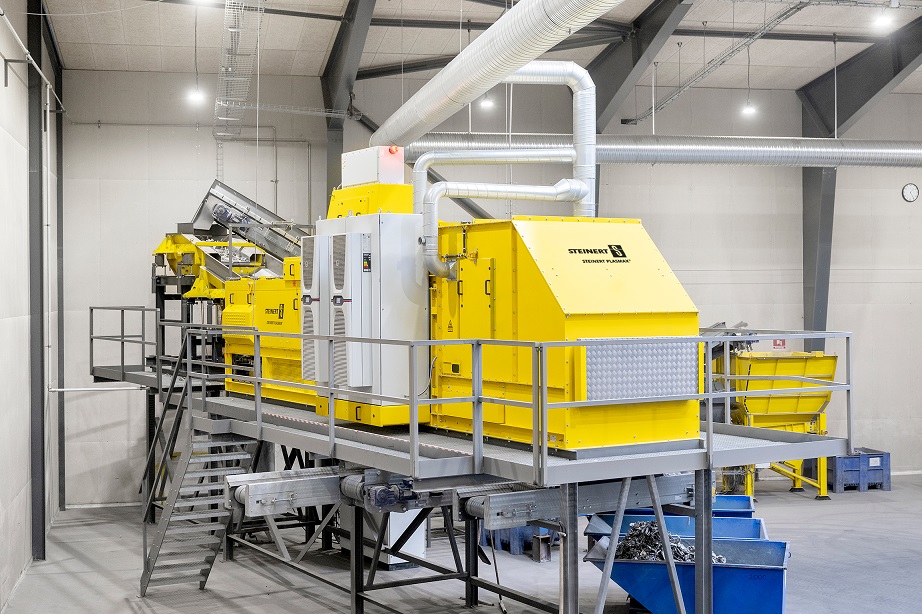 Die neue Steinert Plasmax | LIBS ermöglicht Recycling-Betrieben das Aluminiumrecycling auf die nächste Stufe zu heben und hochwertige Legierungsklassen zielgerichtet und ofenfertig zu produzieren.
Copyright: Steinert