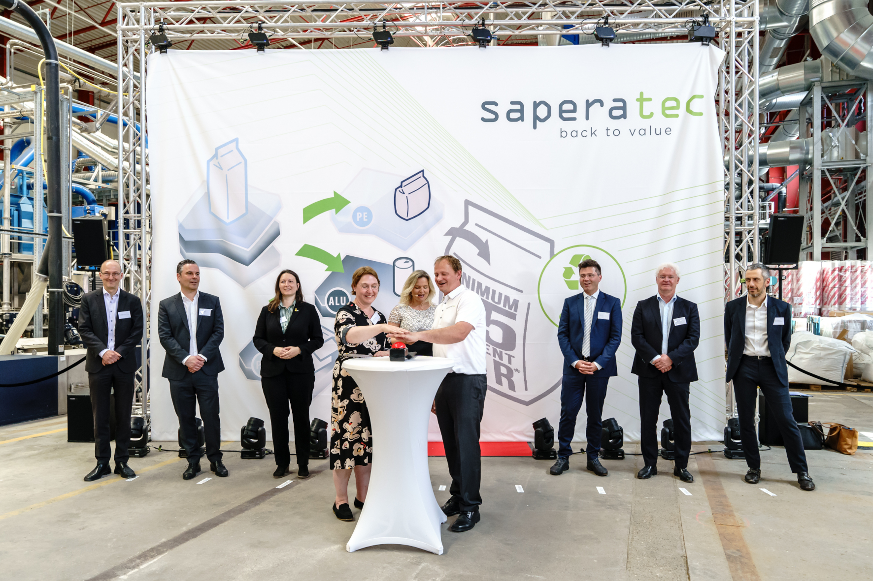 Saperatec eröffnet Werk zur Produktion von Folienkunststoff aus Verbundverpackungsabfall in Dessau Roßlau. Copyright: Saperatec GmbH