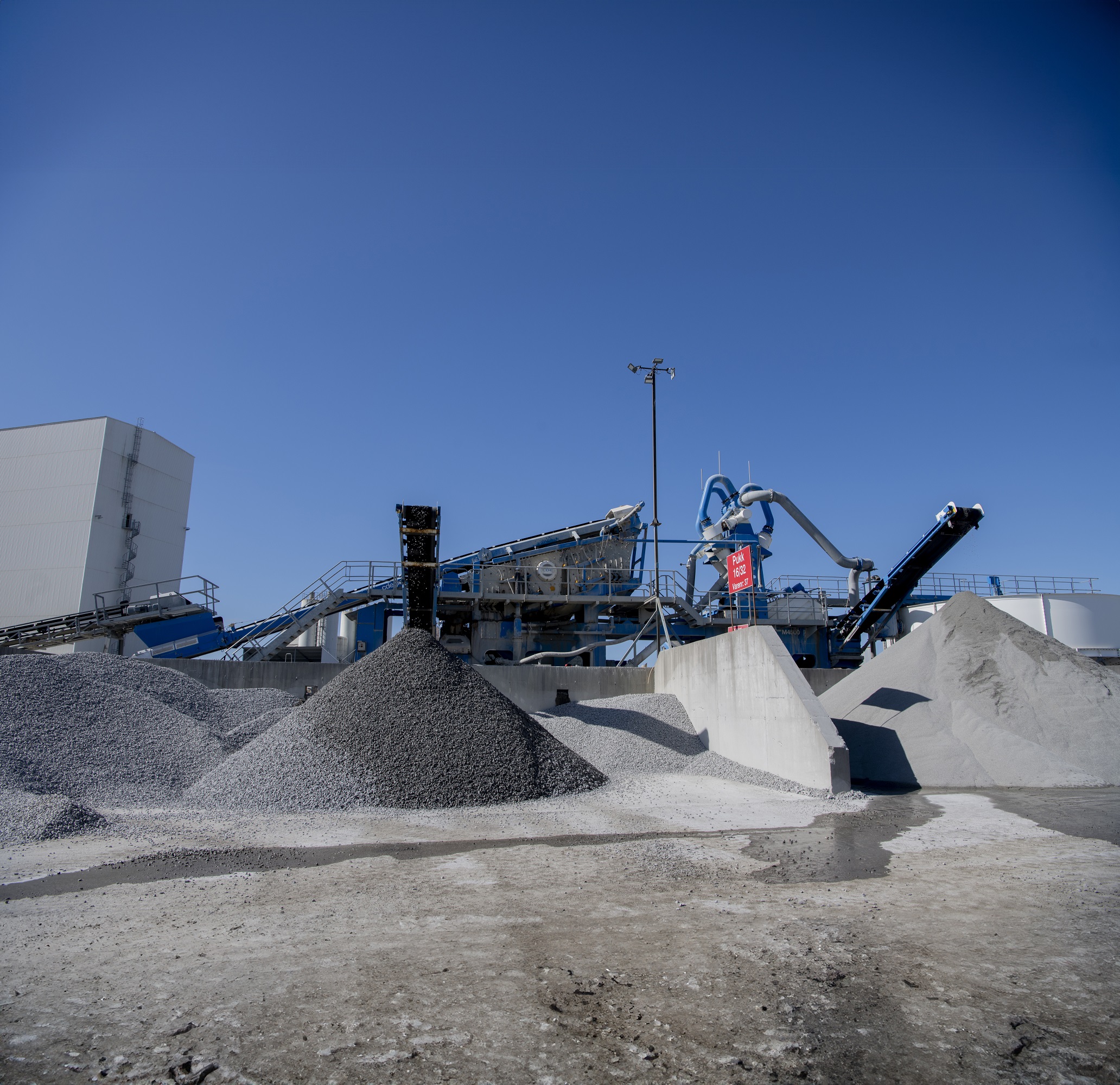Umwandlung von Steinbruch-Nebenprodukten:Die Nassaufbereitungstechnologie verwandelt minderwertige Nebenprodukte aus Steinbrüchen in hochwertige Materialien, die sich sehr profitabel vermarkten lassen. Copyright: CDE
