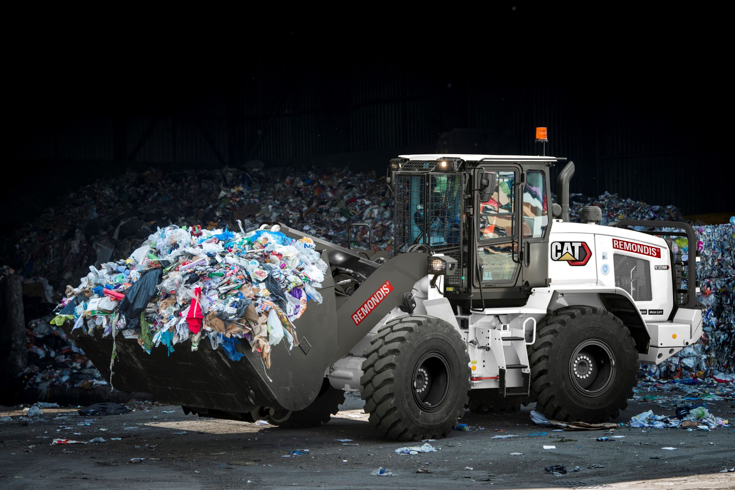 Den eingesetzten Radladern kommt beim Recycling eine Schlüsselrolle zu. Copyright: Remondis