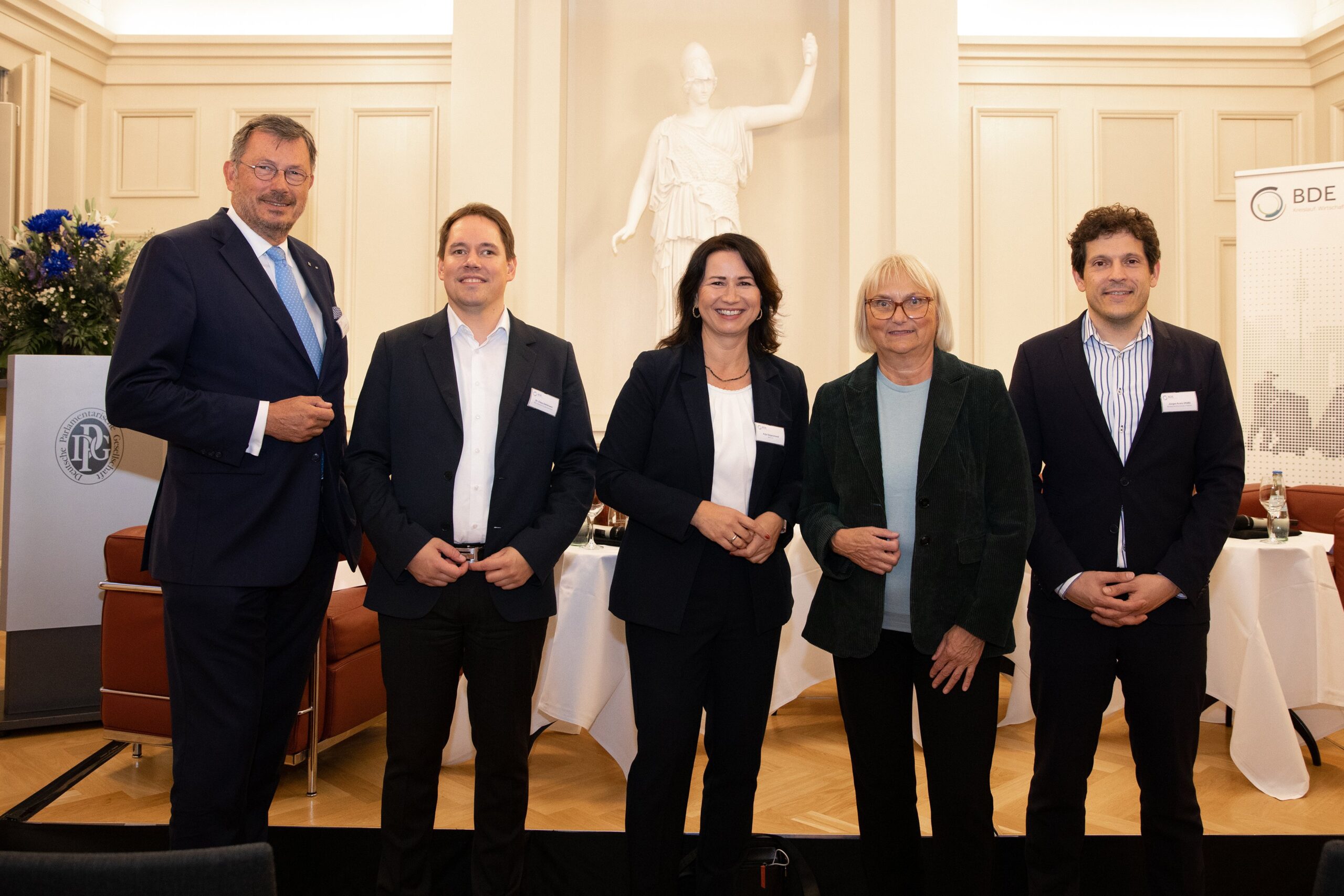 Herwart Wilms, Dr. Claas Oehlmann, Anja Siegesmund, Dr. Bettina Hoffmann (MdB), Jürgen Kretz (MdB) (v.l.). Copyright: Olaf Klein/ BDE