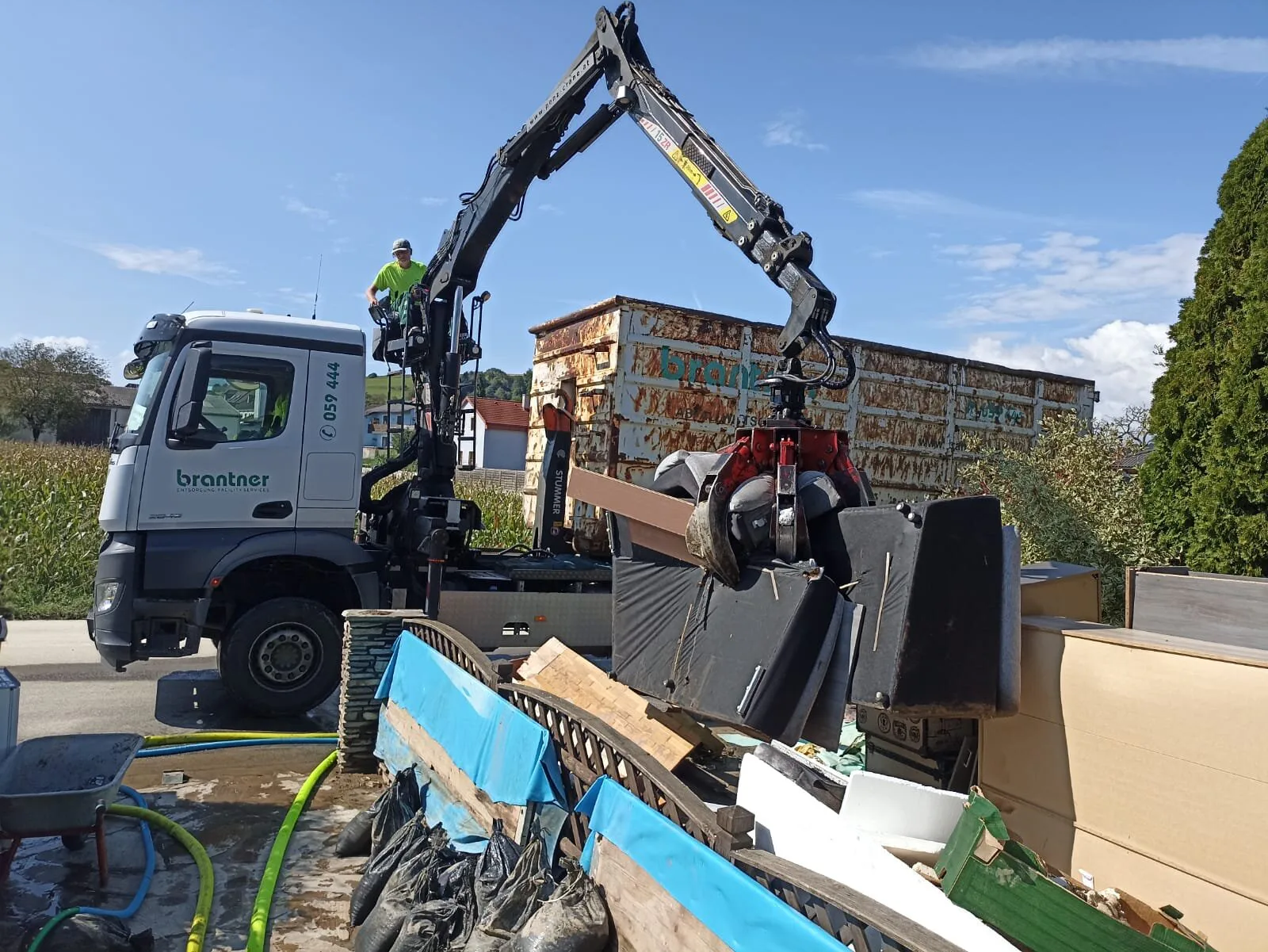 Die österreichischen Entsorgungsbetriebe arbeiten unter Hochdruck, um die Abfalllogistik sicherzustellen. Copyright: Brantner