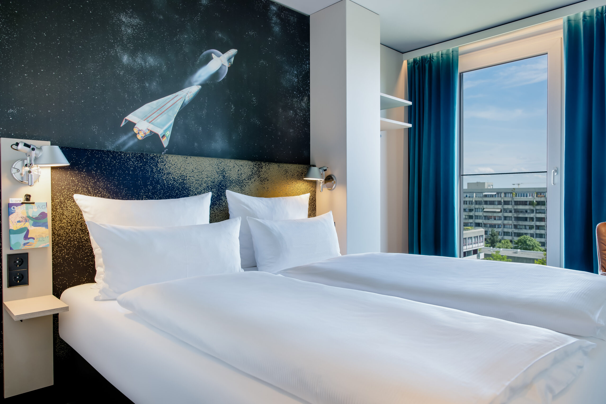 Zollikofer verwertet ausrangierte Möbel und führt sie in den Kreislauf zurück. I Copyright: Motel One Group/Nadine Rupp