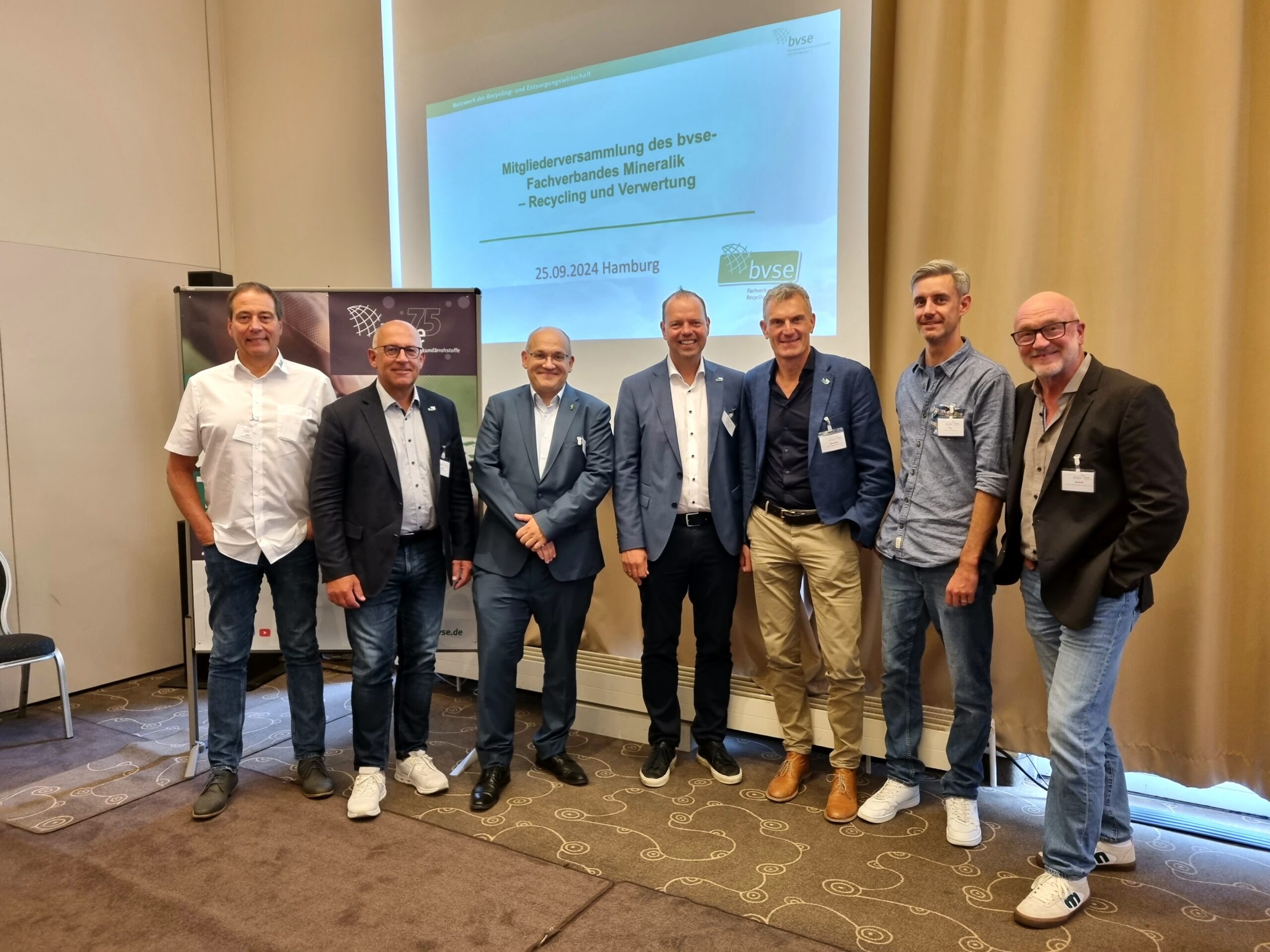 v.l.n.r.: Holger Seitz, Ralf Nowak, Dr. Alexander Döring, Michael von Malottky, Markus Brutscher, Arne Fey, Thomas Eckerth. Copyright: bvse