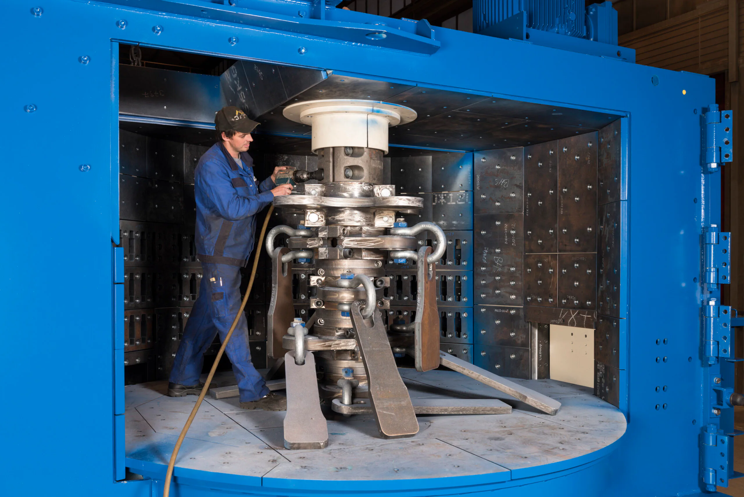 Beim BHS Rotorshredder (RS) lässt sich die Werkzeugkonfiguration des vertikalen Rotors an die Aufgabe anpassen und die Wartungszugänglichkeit ist ideal. Copyright: BHS Sonthofen