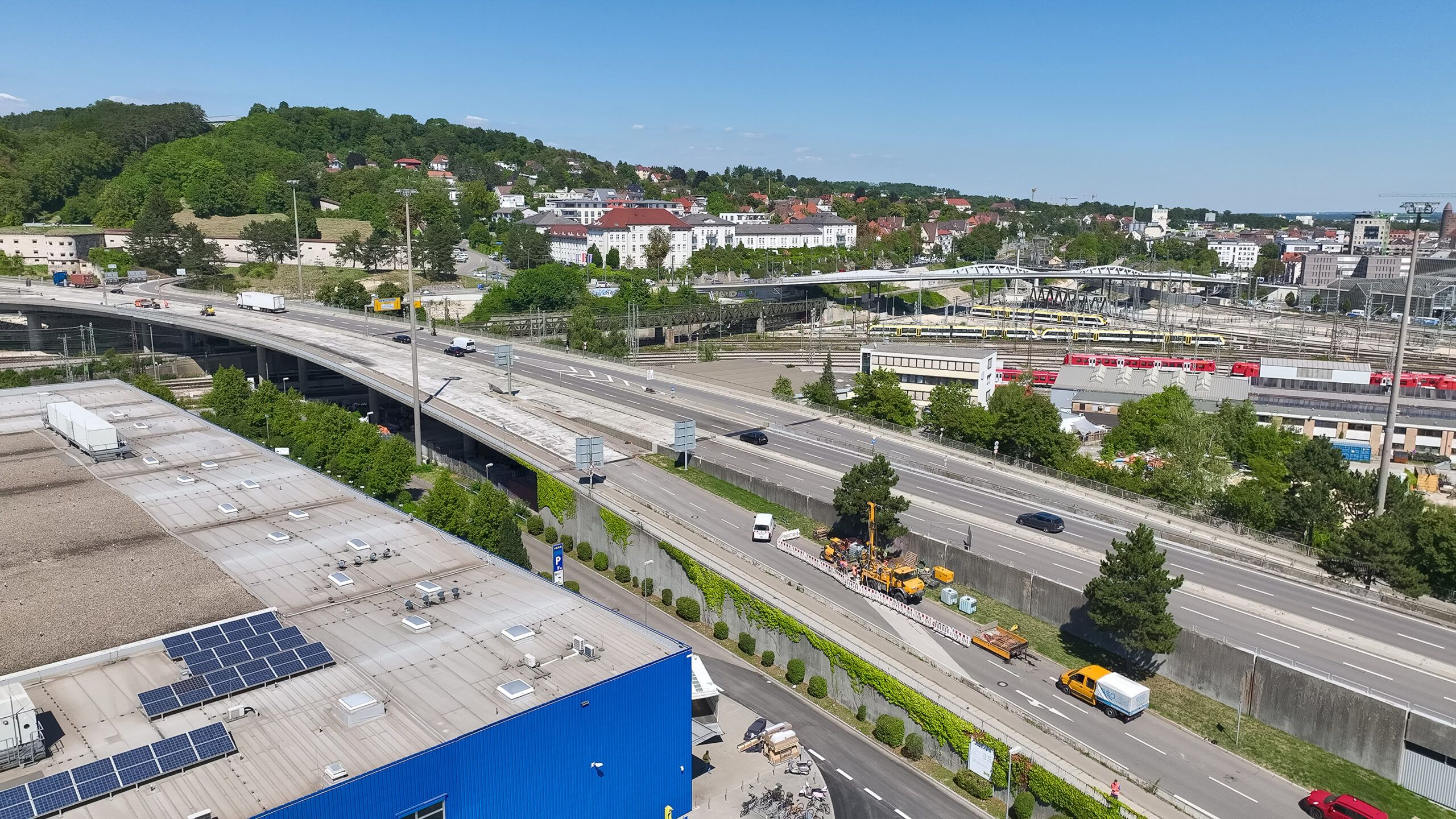 Die Erneuerung der B10 in Ulm ist ein gewaltiges Infrastrukturprojekt, in dessen Zuge die Wallstraßenbrücke rückgebaut wird. Foto: Thomas Wimmer/Stadt Ulm
