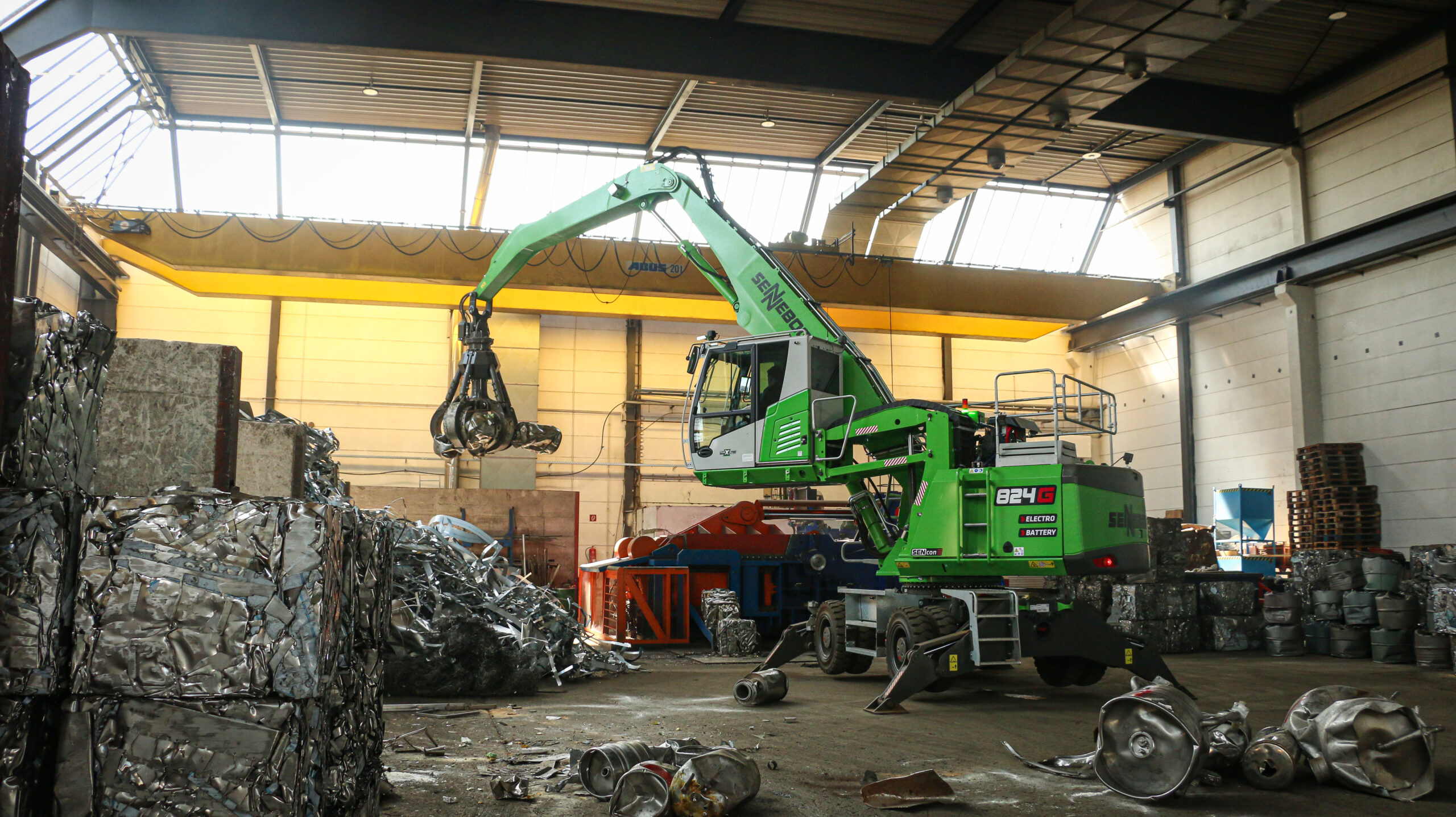 Die integrierte Arbeitsbereichsbegrenzung schützt in der Halle vor Kollision mit der Dachstruktur. Copyright: Lisa-Maria Heigl
