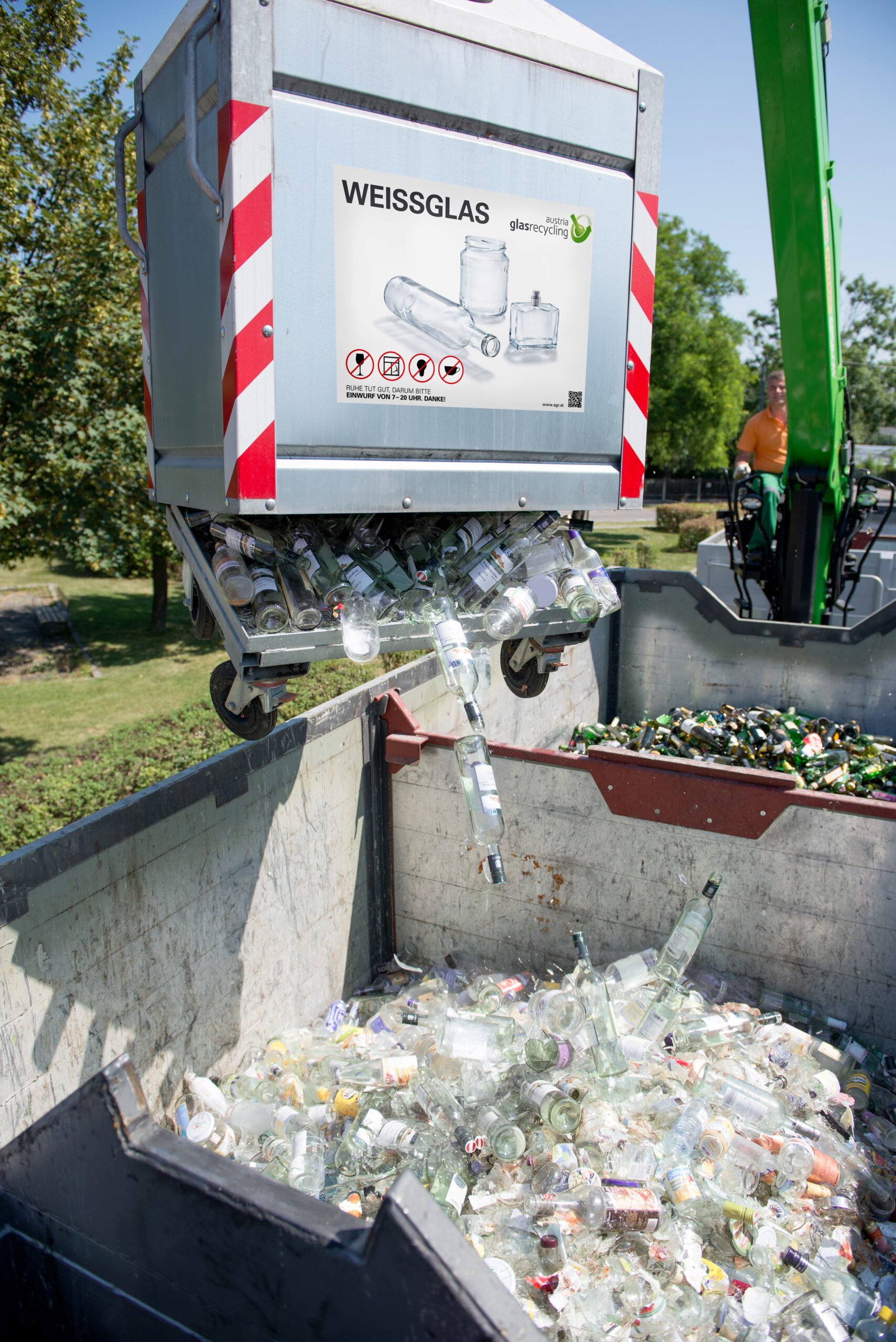 Für eine effiziente Kreislaufwirtschaft setzt die ARA auf den kontinuierlichen Ausbau und die Optimierung von Recycling. Copyright: Austria Glas Recycling