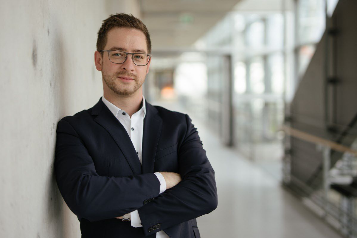 Seit dem 1. Oktober ist Lukas Fast Mitglied der Geschäftsführung bei Logex.