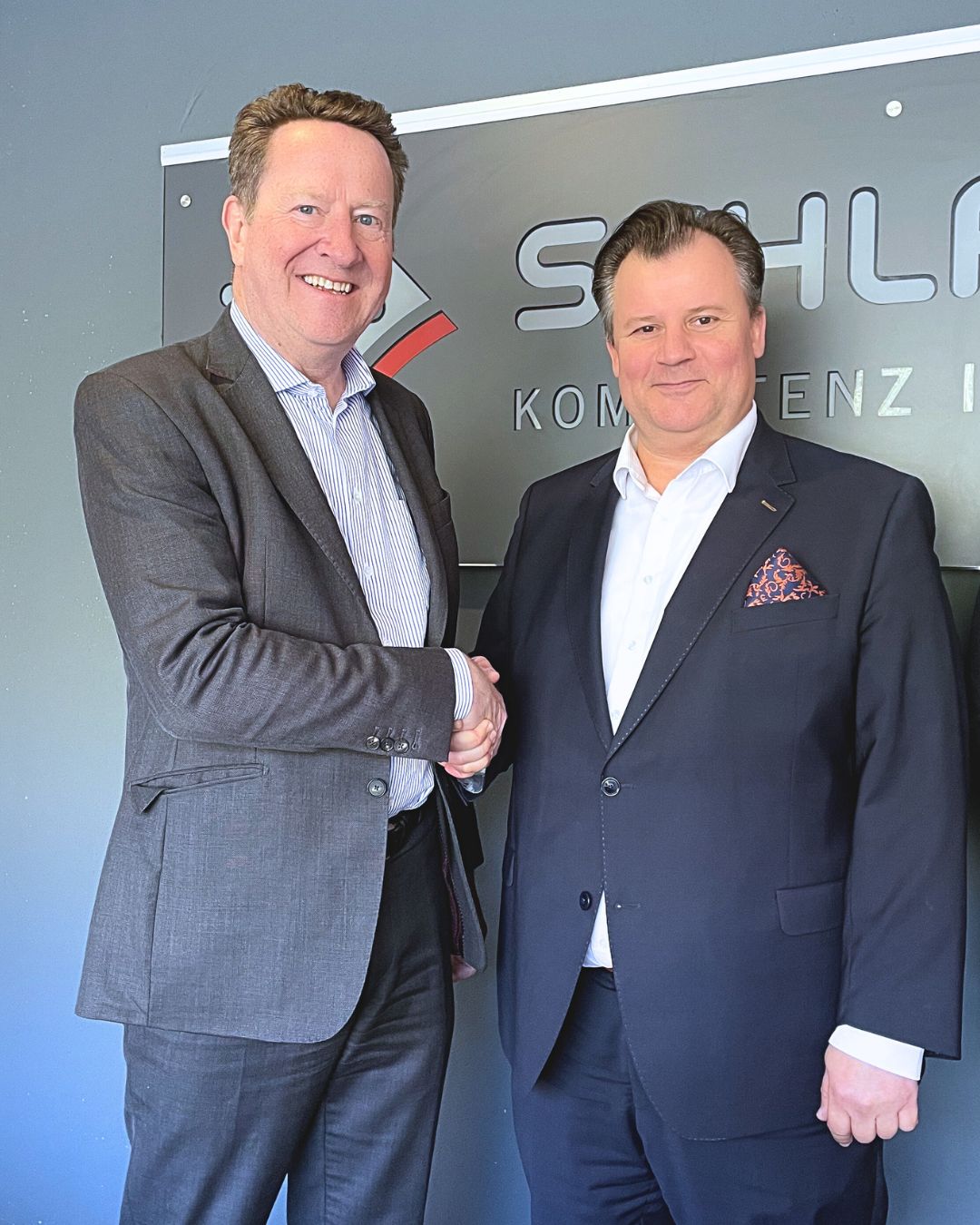 v. l. Walter Hitziger (Geschäftsführer Schlaadt Gruppe), Olaf Pusch (Geschäftsführer Zentek Services GmbH & Co. KG) Copyright: Zentek