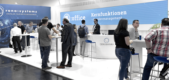 Treffpunkt der Entsorgung- und Recycling-Profis auf der IFAT: der Messestand von rona:systems in Halle A6, Stand 108. Copyright: rona:systems)