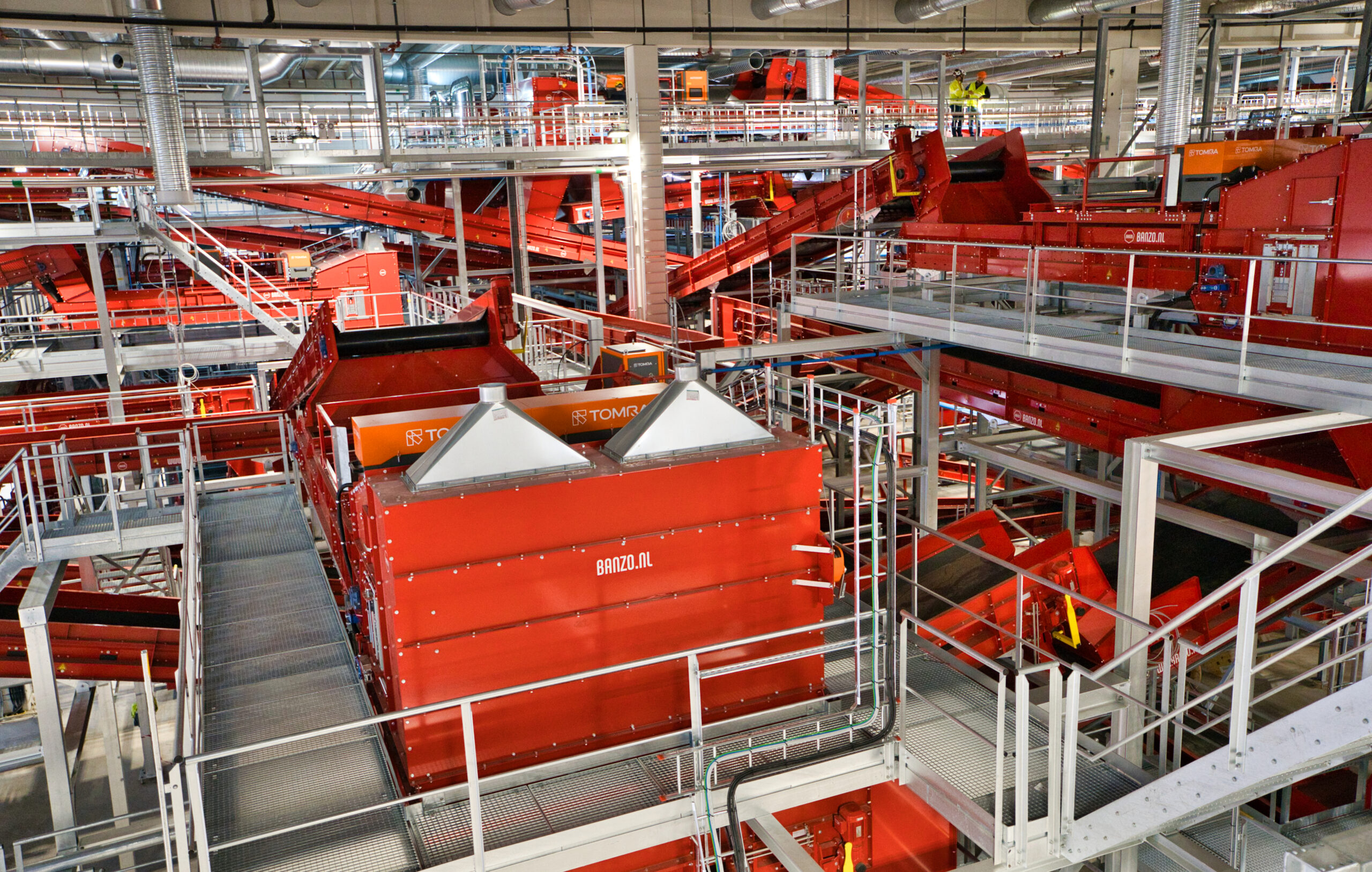 Moderne Sortier- und Separationstechnologie ermöglicht die Rückgewinnung der fünf Hauptfraktionen: Kunststoffe, Eisenmetalle, Nichteisenmetalle, Papier und organische Stoffe- Copyright: Spaleck