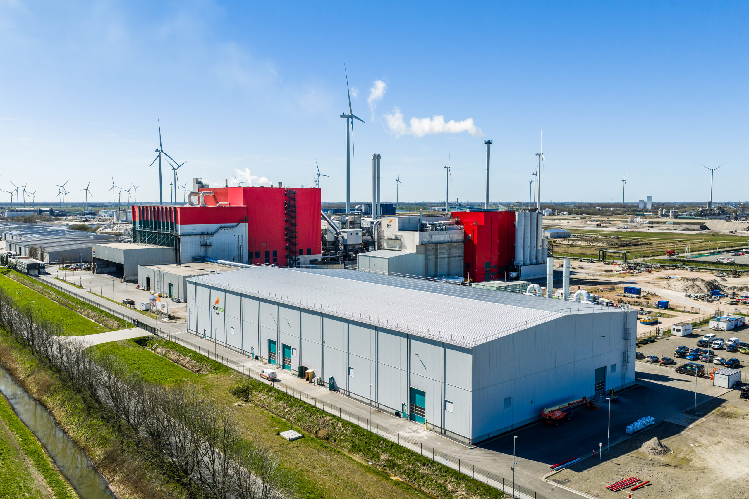 Standort Delfzijl mit der neuen Vorsortieranlage für gemischte Abfälle. Copyright: EEW