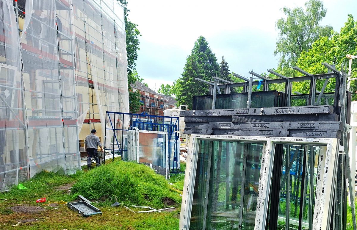 Energetische Sanierung von Wohngebäuden an der Grandkoppel. 