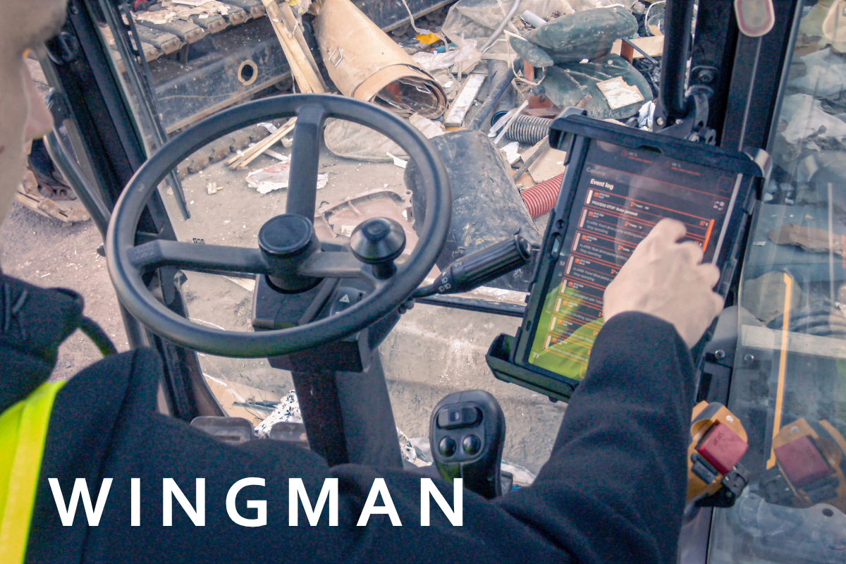 Digital assistant supports shredder operators